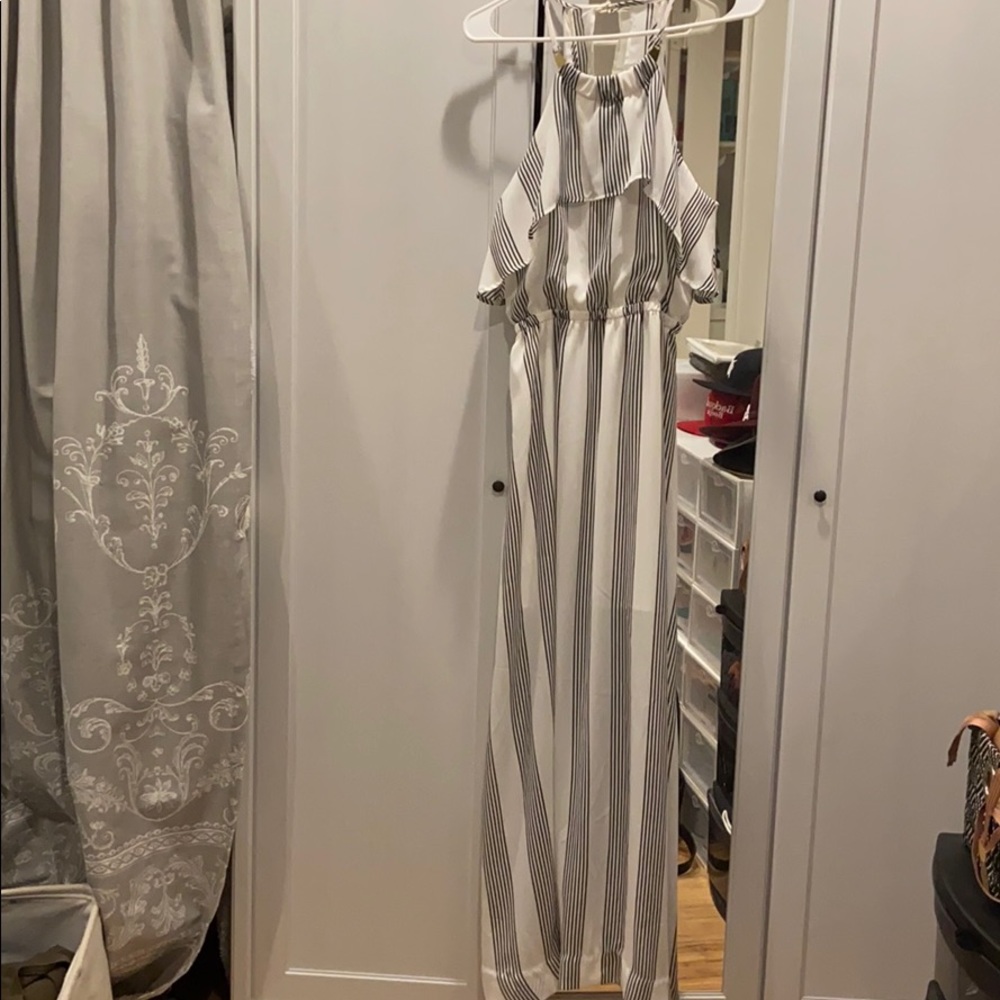 Bebe maxi dress